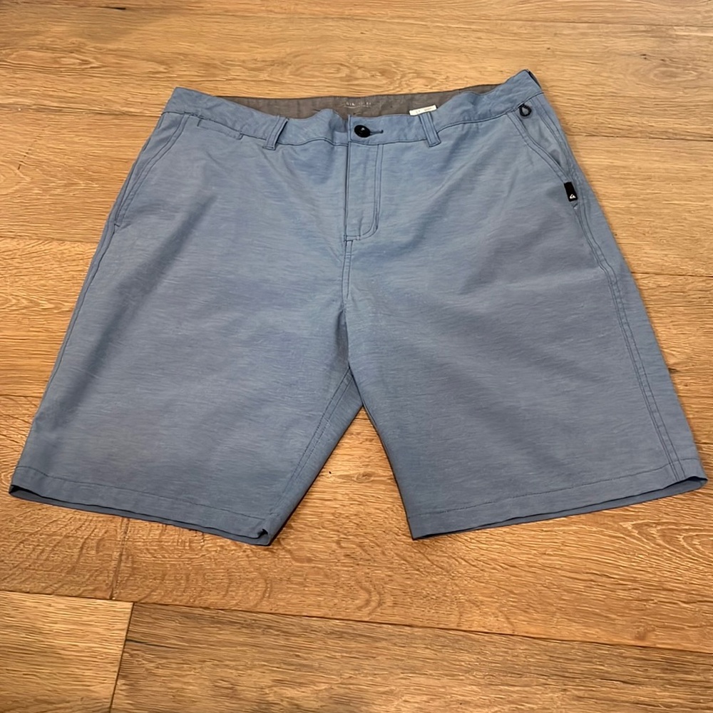 Quicksilver amphibian short, walking shorts for the water